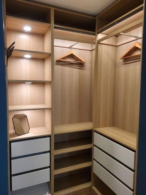 O Bon'Endroit - Appartement Confort - Centre Ville Виен Екстериор снимка